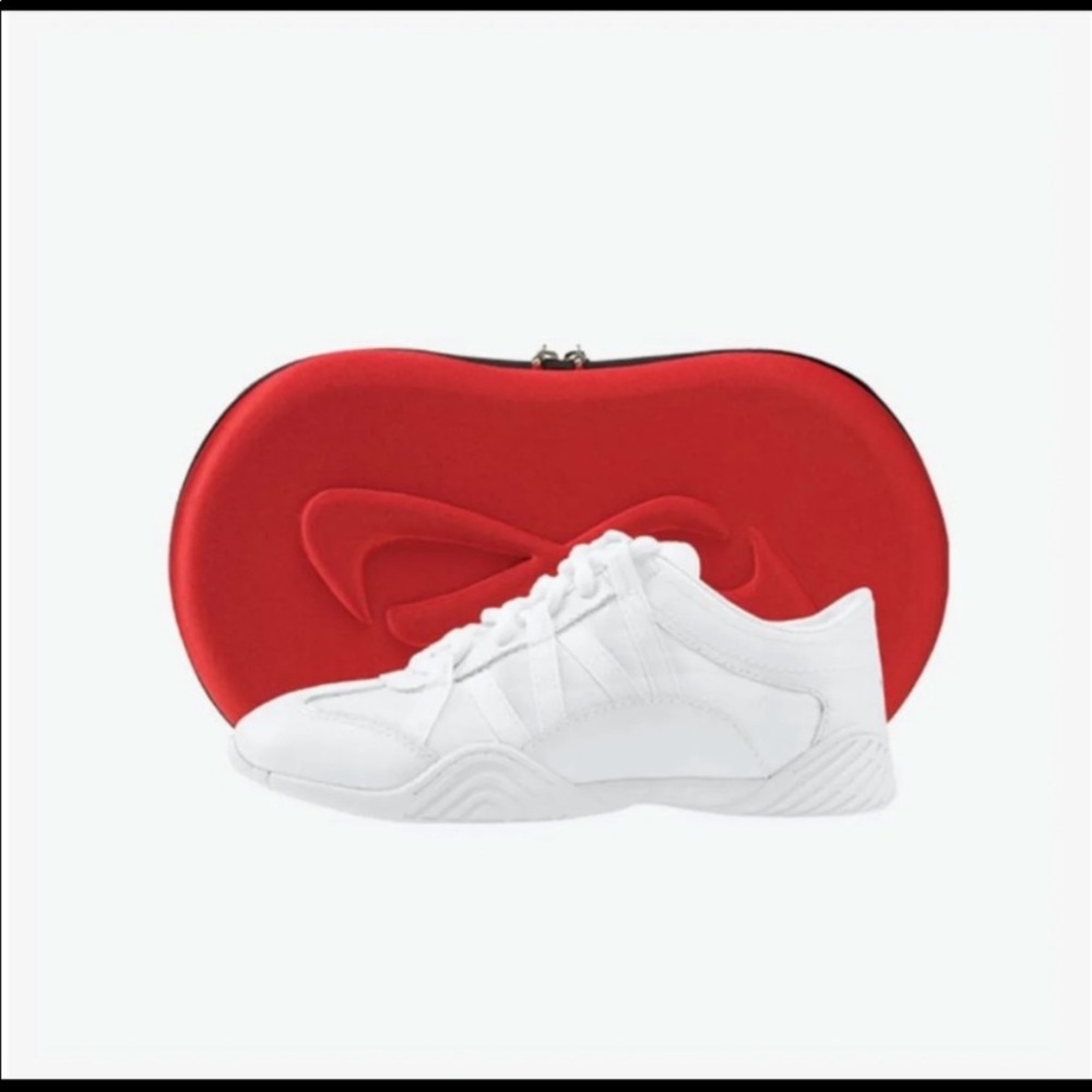 Nfinity cheer shoes